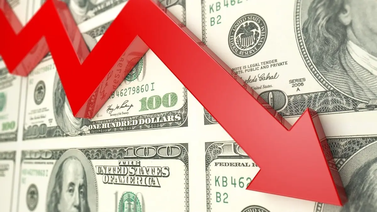 تراجع الدولار مبالغ فيه مع توقعات بنمو مدعوم بأجندة ترامب